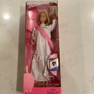 Barbie Special Edition ‘Class of 2002’